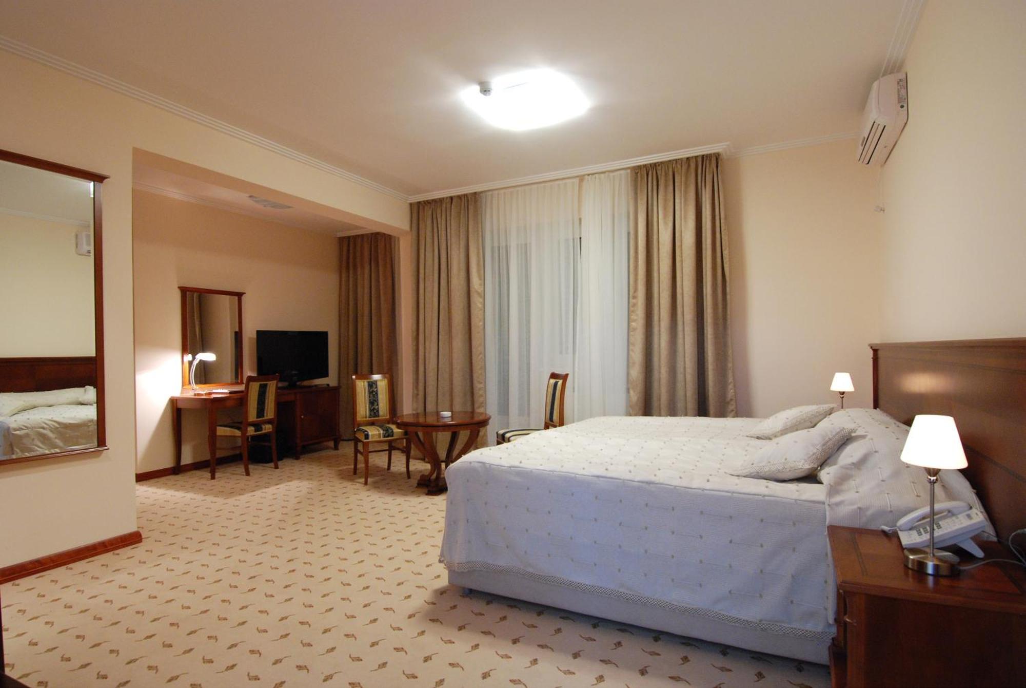Hotel Orasac Белград Экстерьер фото